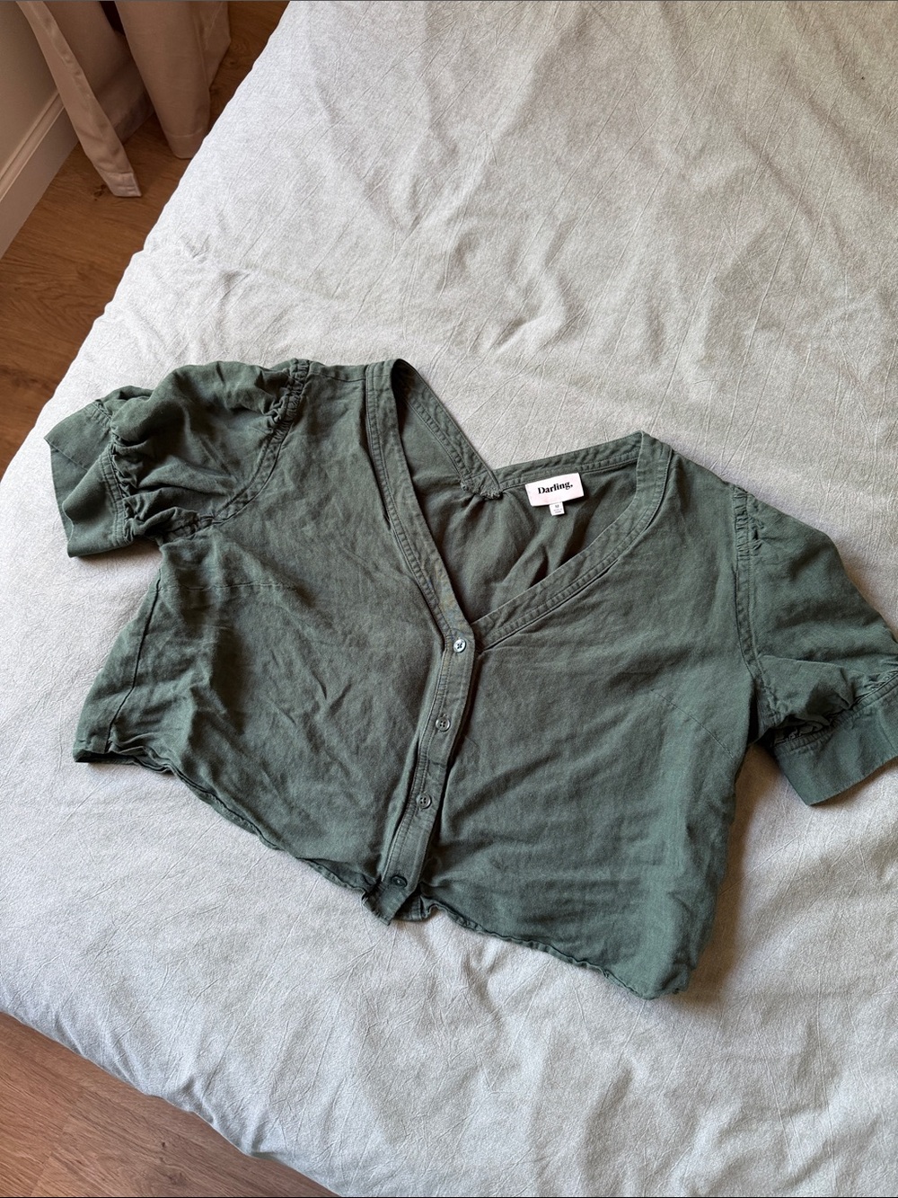 Darling Olive Green Button-Front Cropped Blouse